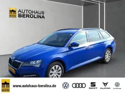 Blau Gebraucht 2022 Skoda Superb Active Kombi | 23.888 € (Guter Preis)