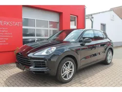 Tiefschwarz Gebraucht 2017 Porsche Cayenne SUV | 53.990 € (Teuer)