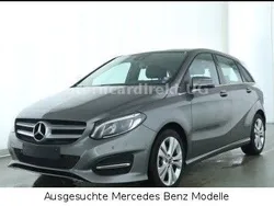Mountaingraumetallic Gebraucht 2018 Mercedes B180 Urban Van / Kleinbus | 19.500 € (Fairer Preis)