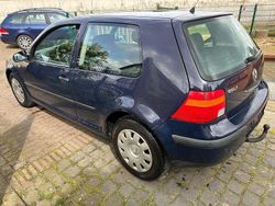 Blau Gebraucht 1998 VW Golf IV Limousine | 760 €