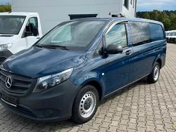 Blau Gebraucht 2020 Mercedes Vito Van / Kleinbus | 14.900 € (Etwas zu teuer)