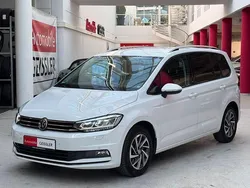 Weiß Gebraucht 2017 VW Touran Sound Van / Kleinbus | 16.490 € (Fairer Preis)