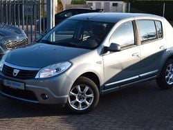 Blau Gebraucht 2009 Dacia Sandero Lauréate Kleinwagen | 1.690 € (Guter Preis)