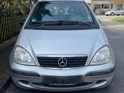 Grau Gebraucht 2002 Mercedes A160 Classic Kleinwagen | 800 € (Superpreis)