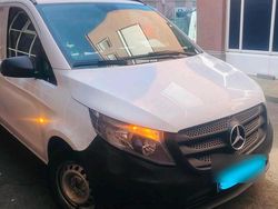 Weiß Gebraucht 2018 Mercedes Vito Van | 10.990 €