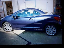 Blau Gebraucht 2025 Peugeot 207 CC Cabrio | 7.500 € (Guter Preis)