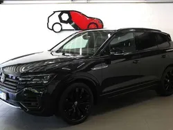 Deep black Gebraucht 2020 VW Touareg R-line SUV | 54.990 € (Teuer)