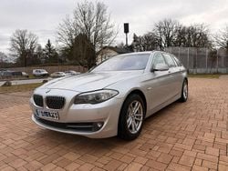 Silber Gebraucht 2012 BMW 525 Luxury Line Kombi | 7.400 € (Guter Preis)