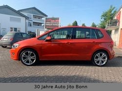 Orange Gebraucht 2015 VW Golf Sportsvan Trendline Van / Kleinbus | 8.999 € (Guter Preis)
