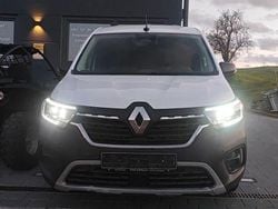 Weiß Gebraucht 2024 Renault Kangoo Techno Van / Kleinbus | 21.000 € (Guter Preis)
