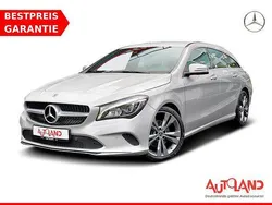 Silber Gebraucht 2017 Mercedes CLA200 Shooting Brake Urban Kombi | 20.990 € (Fairer Preis)