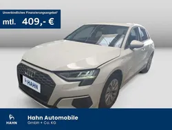 Weiß Gebraucht 2023 Audi A3 Sportback e-tron Basis Limousine | 29.930 € (Teuer)
