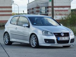 Silber Gebraucht 2005 VW Golf V GTI Coupé | 5.100 €