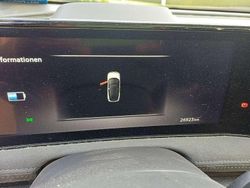 Grau Gebraucht 2023 Nissan Ariya Evolve SUV | 39.500 € (Etwas zu teuer)