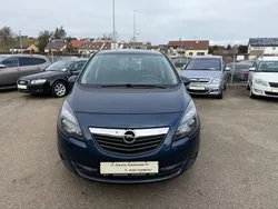Blau Gebraucht 2012 Opel Meriva Van / Kleinbus | 4.500 € (Fairer Preis)
