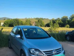 Grau Gebraucht 2005 VW Golf V Limousine | 3.350 € (Etwas zu teuer)