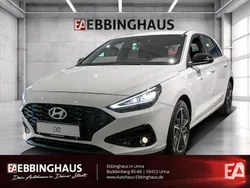 Weiß Neu 2024 Hyundai i30 Advantage Limousine | 22.999 € (Guter Preis)