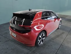 Rot Gebraucht 2023 VW ID.3 Pro Kleinwagen | 38.680 €