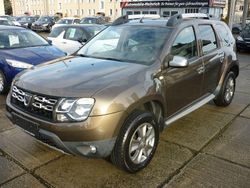 Braun Gebraucht 2017 Dacia Duster Lauréate SUV | 9.900 € (Etwas zu teuer)
