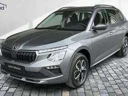 Grau / graphitgrau Neu 2025 Skoda Kamiq SUV | 22.970 € (Guter Preis)