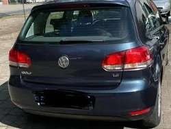 Blau Gebraucht 2009 VW Golf VI Kleinwagen | 5.400 € (Etwas zu teuer)