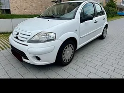 Weiß Gebraucht 2009 Citroën C3 Kleinwagen | 2.000 € (Fairer Preis)