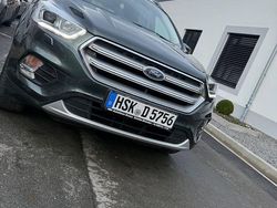 Grün Gebraucht 2018 Ford Kuga Cool & Connect SUV | 13.499 € (Fairer Preis)
