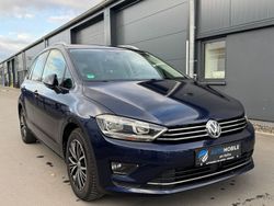 Blau Gebraucht 2016 VW Golf Sportsvan Van / Kleinbus | 15.490 € (Fairer Preis)