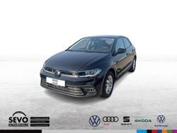 Deep black perleffekt Gebraucht 2024 VW Polo Style Limousine | 21.960 € (Fairer Preis)