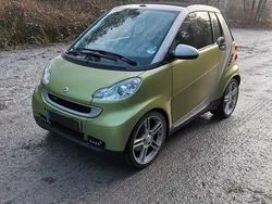 Grün Gebraucht 2011 Smart ForTwo Cabrio Brabus Cabrio | 6.999 € (Guter Preis)
