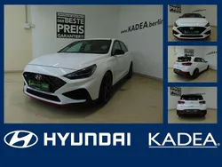 Polar white / sol Gebraucht 2021 Hyundai i30 N Performance Limousine | 29.900 € (Fairer Preis)