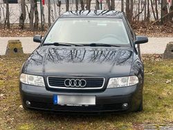 Schwarz Gebraucht 1999 Audi A4 Limousine | 2.150 € (Guter Preis)