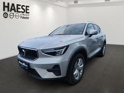 Silver dawn / metallic Gebraucht 2024 Volvo XC40 Core SUV | 29.990 € (Superpreis)