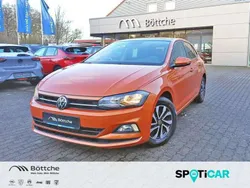 Energetic orange metallic Gebraucht 2021 VW Polo Active Limousine | 15.850 € (Guter Preis)