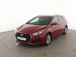 Rot Gebraucht 2017 Hyundai i40 Trend Kombi | 12.850 € (Fairer Preis)