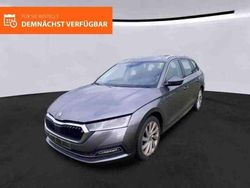 Graphitegrau metallic Gebraucht 2022 Skoda Octavia Style Kombi | 22.949 € (Fairer Preis)