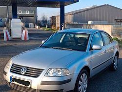 Silber Gebraucht 2002 VW Passat Limousine | 2.100 € (Fairer Preis)