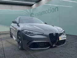 Grau Gebraucht 2023 Alfa Romeo Giulia Limousine | 70.449 € (Guter Preis)