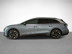 Stonewashed blue metallic Gebraucht 2025 VW ID.7 Pro Limousine | 58.077 €