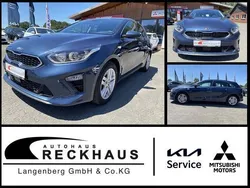 Blau (cosmoblau) Gebraucht 2018 Kia Ceed Comfort Limousine | 14.950 € (Fairer Preis)