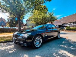 Schwarz Gebraucht 2009 BMW 730 Limousine | 8.900 € (Fairer Preis)
