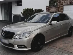 Andere farben Gebraucht 2011 Mercedes E300 AMG Limousine | 12.999 € (Teuer)