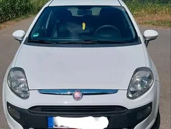 Weiß Gebraucht 2011 Fiat Punto Evo Kleinwagen | 6.590 € (Teuer)