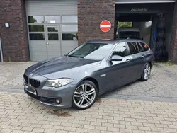 Grau Gebraucht 2016 BMW 520 Sport Line Kombi | 11.900 € (Guter Preis)