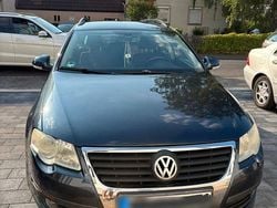 Blau Gebraucht 2007 VW Passat Trendline Kombi | 2.000 € (Superpreis)