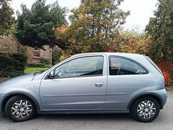 Grau Gebraucht 2006 Opel Corsa Edition Limousine | 1.650 € (Guter Preis)