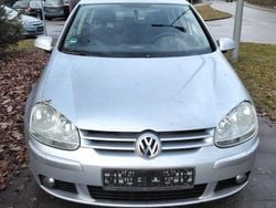 Silber Gebraucht 2006 VW Golf V Edition Limousine | 880 € (Superpreis)