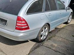Grau Gebraucht 2005 Mercedes C220 Kombi | 1.500 € (Guter Preis)