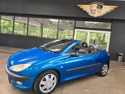 Blau Gebraucht 2002 Peugeot 206 CC Cabrio | 2.490 € (Teuer)
