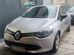 Silber Gebraucht 2014 Renault Clio IV Luxe Kleinwagen | 9.000 € (Fairer Preis)